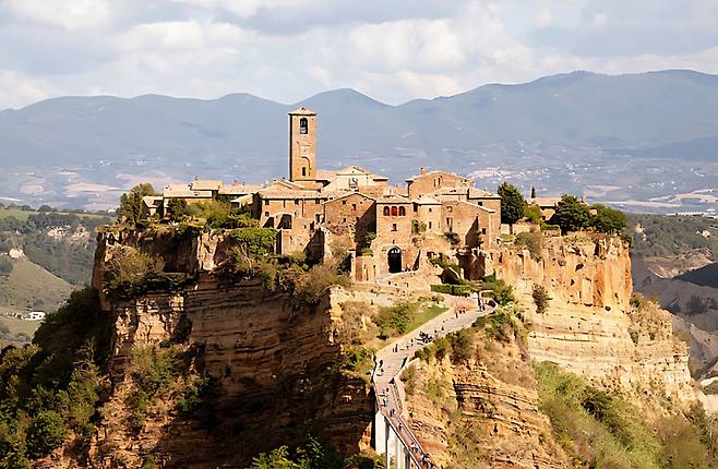 이탈리아 치비타 디 반뇨레조 천공의 성