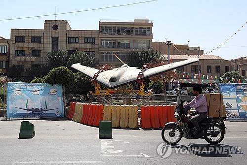 이란의 수도 테헤란에 전시된 샤헤드 드론 [EPA=연합뉴스 자료사진]
