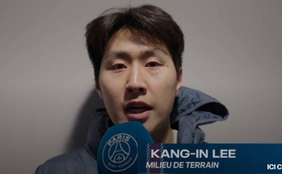 경기 후 인터뷰하는 이강인의 모습. /사진=PSG 공식 홈페이지 영상 갈무리