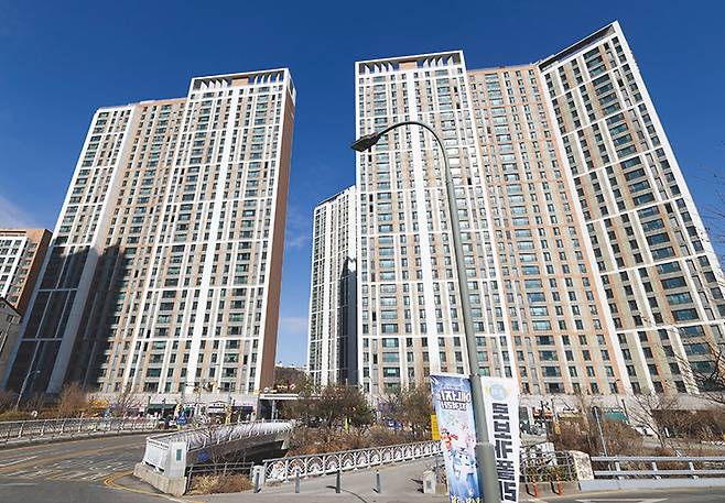 신축인 이편한세상수지.