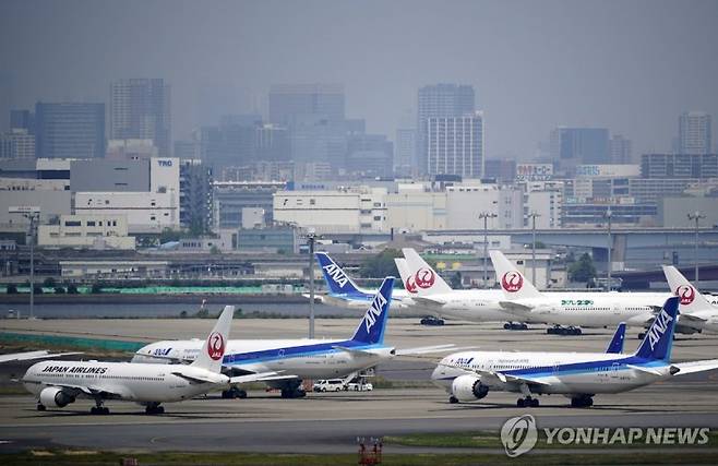 전일본공수와 일본항공 항공기. 출처=연합뉴스