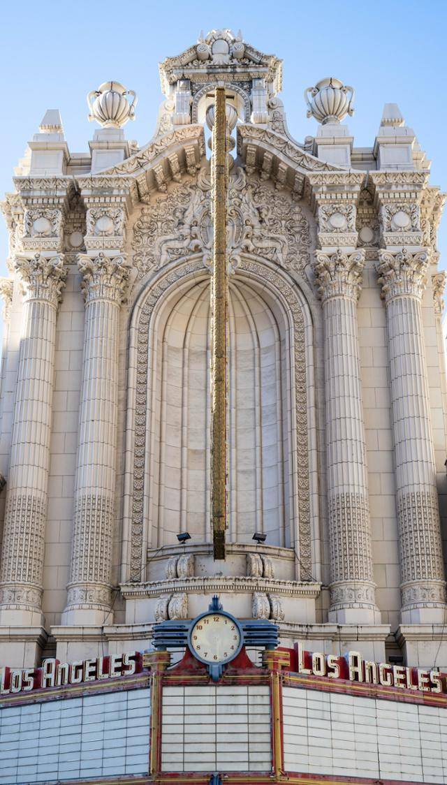 LA 브로드웨이의 마지막 극장 '로스앤젤레스 극장'.