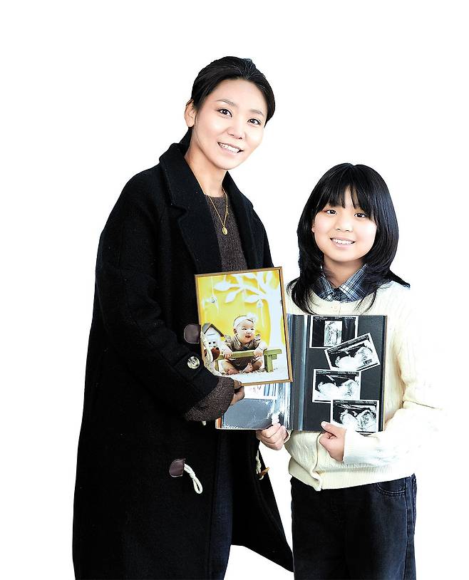 고가람 학생모델과 어머니