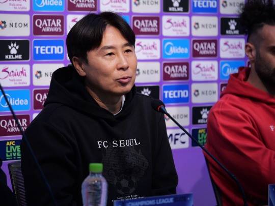 3일 기자회견에서 발언하는 김기동 감독. 사진[연합뉴스]