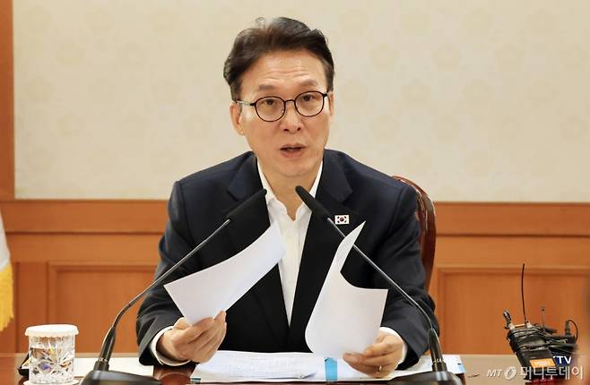 김민석 국무총리가 4일 서울 종로구 정부서울청사에서 열린 중동 상황점검 관계부처회의에서 모두발언을 하고 있다. /사진=뉴스1