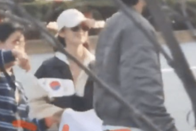 삼일절 당일 도쿄에서 목격된 다니엘 / 온라인 커뮤니티