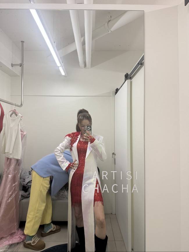 사진=솔지 공식 SNS