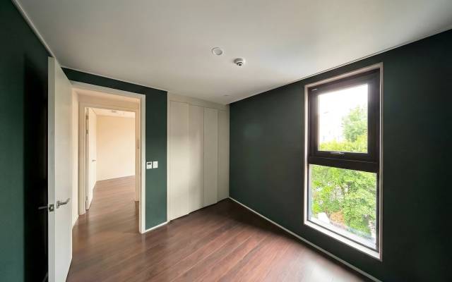 창원 주택 ‘까사예마’ 2층 침실.