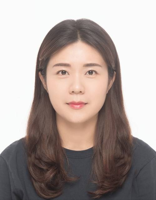 귀가하던 중 투신을 시도하던 10대 청소년을 발견하고 침착한 설득으로 생명을 구한 구미경찰서 여성청소년과 여성보호계 김라영 경사<김라영 경사 제공>