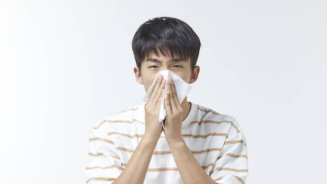 비염, 인후통, 어지럼증 등의 질환과 증상은 가볍게 넘기기 쉽지만 방치할 경우 만성화될 수 있다｜출처: 클립아트코리아
