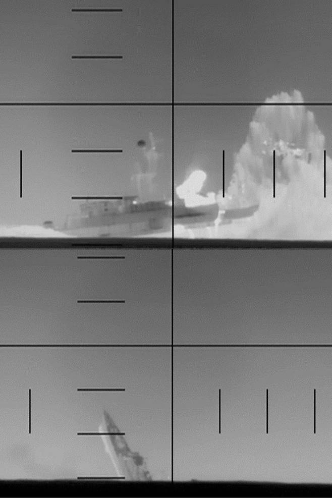 미 국방부(전쟁부)가 4일 인도양에서 공격을 받고 침몰하는 이란 군함 영상을 공개했다. /AFP 연합뉴스