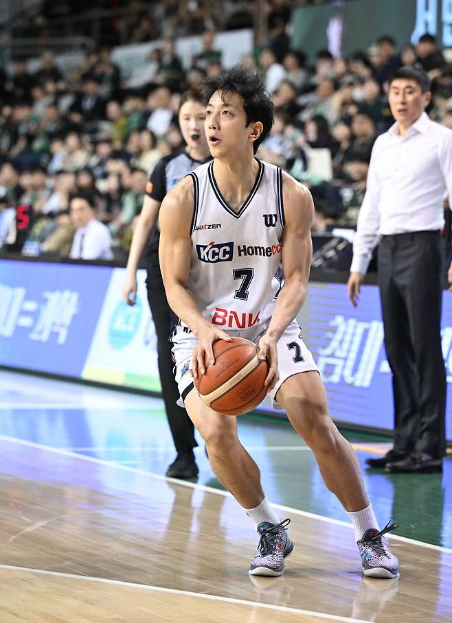 [서울=뉴시스] 프로농구 부산 KCC의 허훈. (사진=KBL 제공) *재판매 및 DB 금지