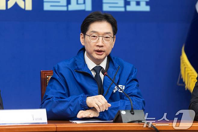 더불어민주당 경남지사 후보에 단수 공천된 김경수 지방시대위원장이 5일 서울 여의도 국회에서 인사말하고 있다. 2026.3.5 ⓒ 뉴스1 이승배 기자