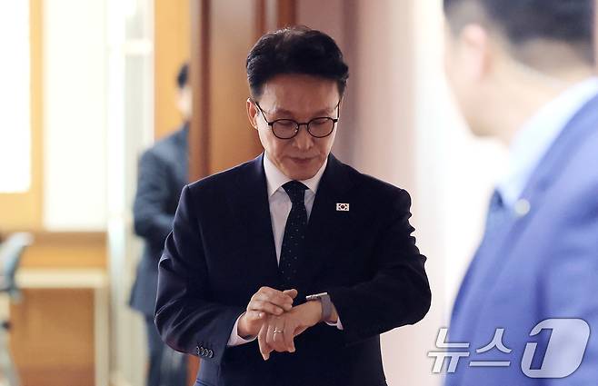 김민석 국무총리가 5일 서울 종로구 정부서울청사에서 열린 국가정책조정회의에 참석하고 있다. 2026.3.5 ⓒ 뉴스1 임세영 기자