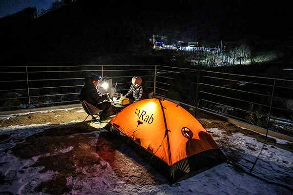 (왼쪽부터) 전형록, 허해송 백패커.