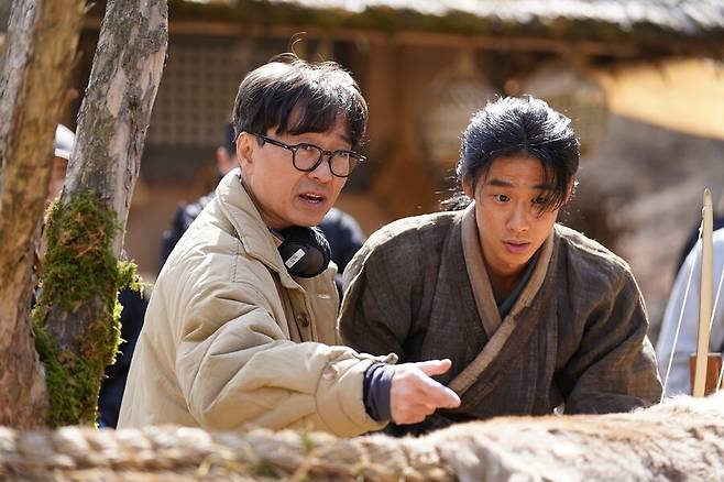 ▲ 장항준 감독(왼쪽)과 배우 김민. 제공|쇼박스