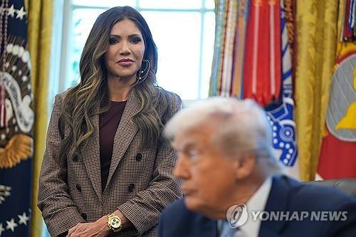 경질된 크리스티 놈 국토안보부 장관 [AP 연합뉴스 자료사진]