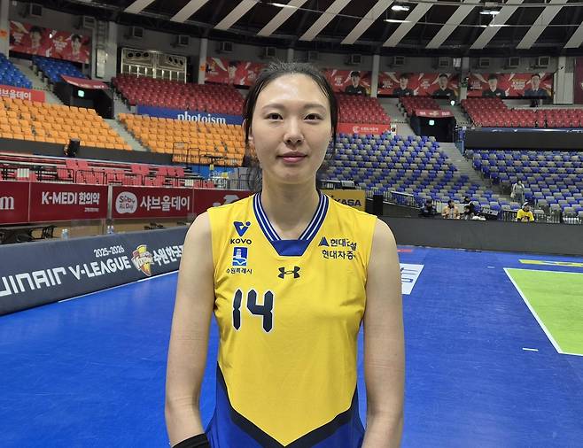 은퇴 앞둔 양효진 (수원=연합뉴스) 김경윤 기자 = 2025-2026시즌을 마치고 은퇴하는 현대건설 미들블로커 양효진이 5일 수원체육관에서 연합뉴스와 인터뷰한 뒤 포즈를 취하고 있다. 2026.3.5. cycle@yna.co.kr