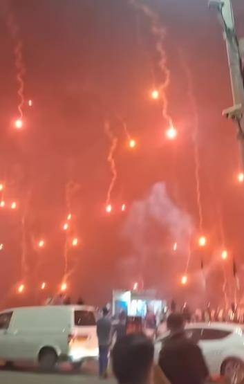 이스라엘 상공으로 둔갑한 알제리 영상 원본 [유튜브 @Abd_Ellah_ChiNwi]