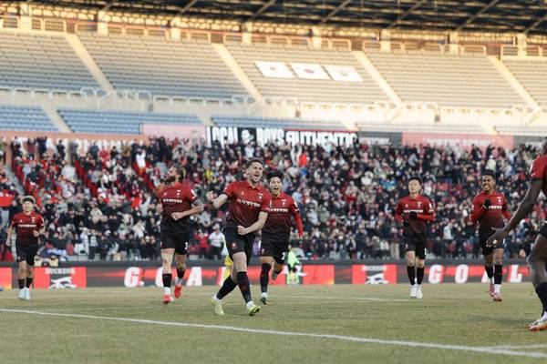 7일 부천종합운동장에서 열린 부천FC와 대전하나시티즌의 하나은행 K리그1 2026 2라운드경기에서 부천 갈레고가 득점에 성공한 뒤 세레머니하고 있다./한국프로축구연맹 제공