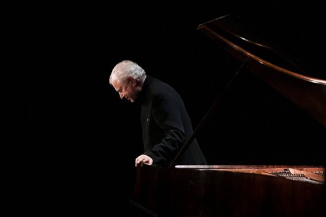 피아니스트 안드라스 쉬프    (c)(c)Nicolas Brodard