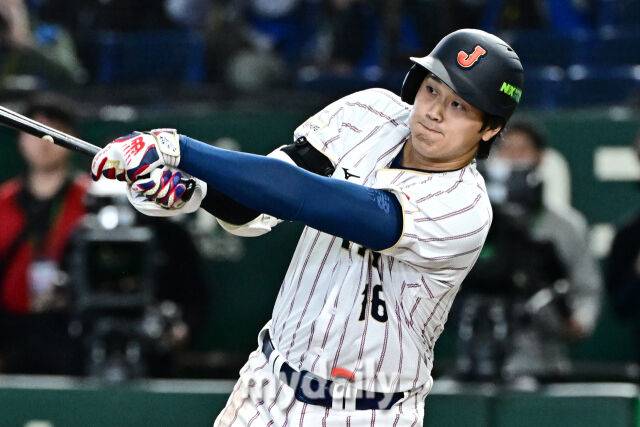 7일 일본 도쿄돔에서 열린 2026 월드 베이스볼 클래식(WBC) 조별리그 한국-일본 경기. 일본 오타니가 5회말 1사에 안타를 치고 있다./도쿄(일본)=한혁승 기자 hanfoto@mydaily.co.kr