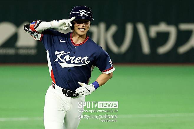 ▲ 한국 김혜성 홈런
