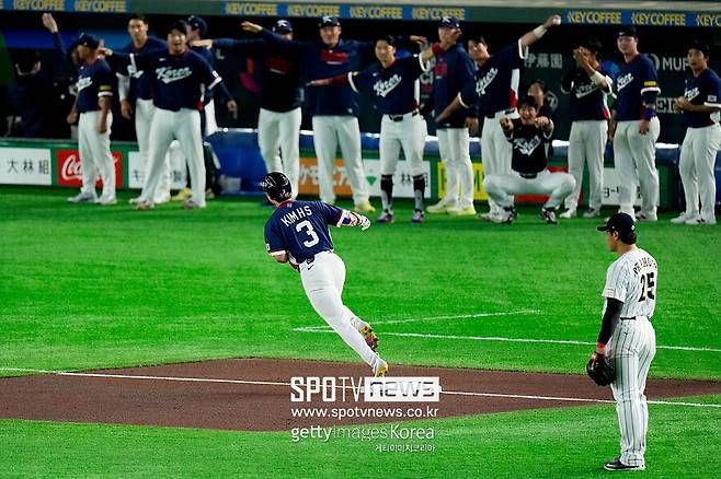▲ 한국 김혜성 홈런