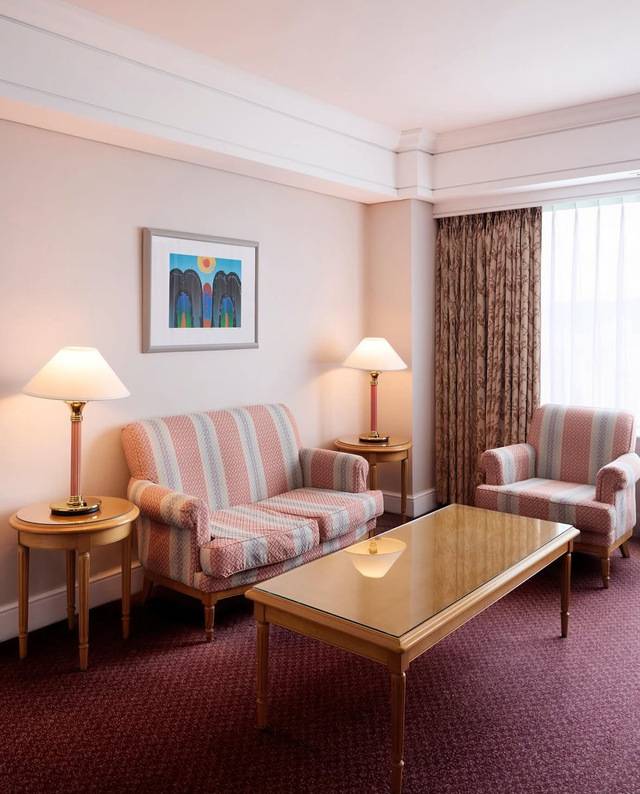 롯데호텔 부산 디럭스패밀리트윈룸.(사진=롯데호텔 부산 제공)