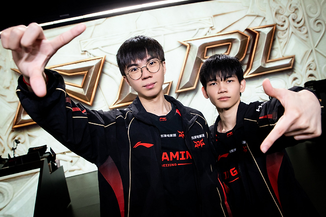 '준지아' 위쥔자, '홍큐' 차이밍훙(사진=LPL)