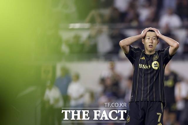 '슈퍼 쏘니' 손흥민(33)이 풀타임 활약한 미국 프로축구 메이저리그사커(MLS) 로스앤젤레스FC(LAFC)가 새해 파죽의 리그 3연승으로 창단 후 최다 연승기록을 세웠다./AP.뉴시스