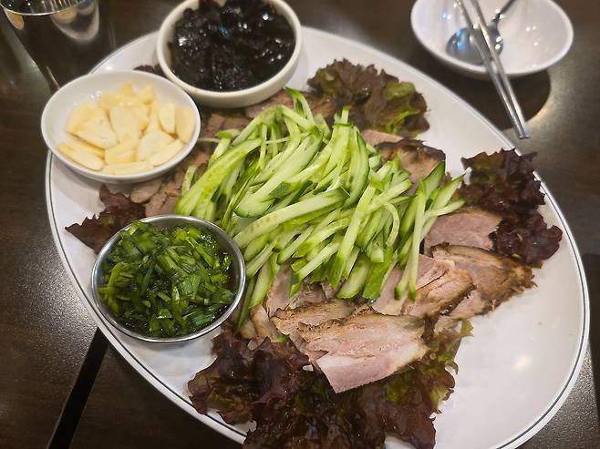 오향장육. 사진 송원섭 기자