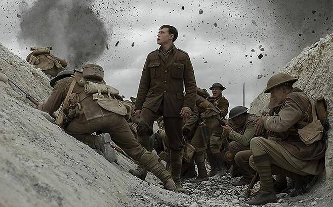 1차 세계대전의 전장을 담은 영화 ‘1917’의 한 장면. [유니버설 픽처스]