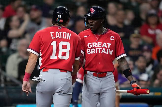 영국 2번타자로 나선 뉴욕 양키스의 스타 재즈 치좀 주니어(오른쪽)는 8일(한국시간) WBC 미국전에서 4타수 무안타 4삼진에 그쳤다. 휴스턴｜AP뉴시스