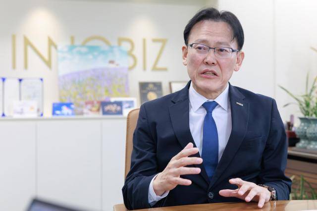 정광천 이노비즈협회장은 지난 6일 "스타트업이 이노비즈를 거쳐 중견기업으로 도약하는 '끊김 없는 성장 사다리'를 완성하겠다"고 말했다. [사진=유대길 기자 dbeorlf123@ajunews.com]
