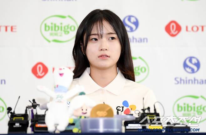 제25회 밀라노 코르티나담페초 동계올림픽 스노보드 여자 하프파이프 금메달리스트 최가온 미디어데이가 9일 서울 송파구 올림픽파크텔에서 열렸다. 최가온이 취재진 질문에 답하고 있다. 송파=박재만 기자 pjm@sportschosun.com/2026.03.09/