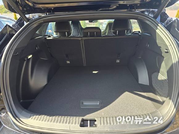 르노 '필랑트' 트렁크 공간. [사진=김종성 기자]