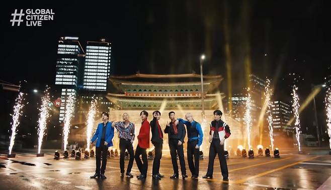 2021년 숭례문 앞에서 진행한 Global Citizen Live [사진:BTS 공식 유튜브 영상 캡처]
