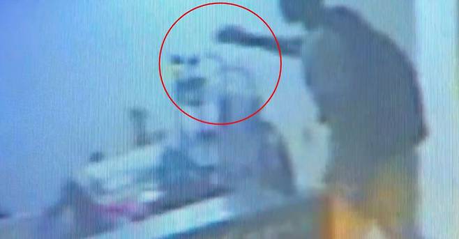 2016년 3월 9일. 난민 심사 중이던 케냐인이 광주의 한 PC방에서 30대 종업원을 잔혹하게 살해했다. /사진=SBS 뉴스 보도 화면