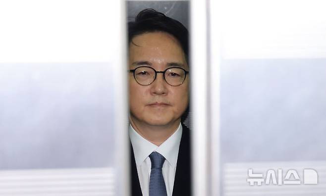 [서울=뉴시스] 홍효식 기자 = 심우정 전 검찰총장(전 법무부 차관)이 지난해 9월 30일 서울 서초구 순직해병 특검 사무실에 피의자 소환 조사를 받기 위해 출석하고 있다. 2026.03.09. yesphoto@newsis.com