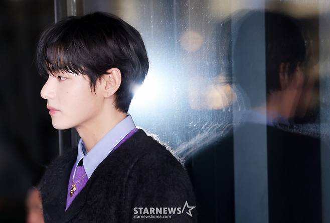 그룹 방탄소년단 뷔  /2025.12.17 /사진=김휘선 hwijpg@