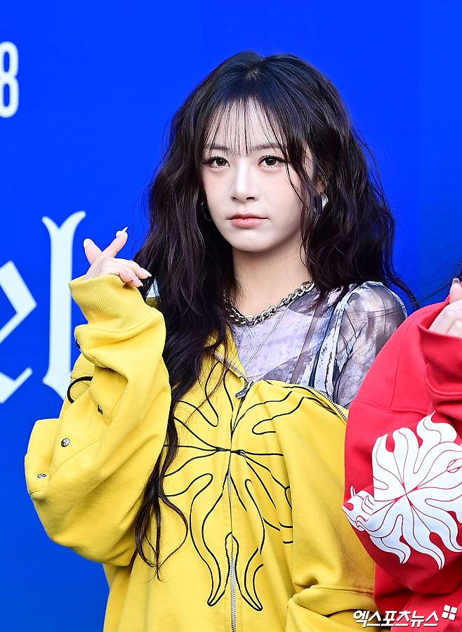 피프티피프티 하나.