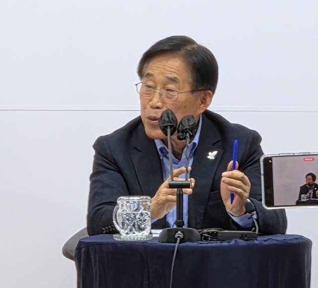 2027 충청 유니버시아드대회 조직위원회 이창섭 부위원장은 10일 세종시청에서 기자 간담회를 열고 충청권 4개 시·도가 공동 개최하는 유니버시아드 대회의 준비 현황과 주요 추진 과제를 공개했다. 사진=김일순 기자