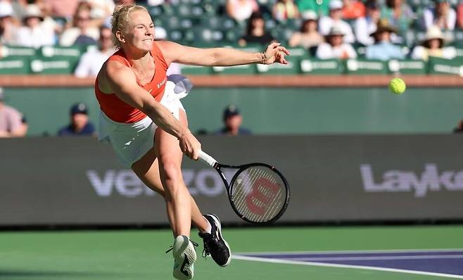 디펜딩 챔피언 안드레예바를 잡고 16강에 진출한 시니아코바. 대회 홈페이지