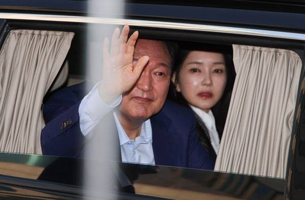 ▲전 대통령 윤석열씨와 김건희씨. ⓒ연합뉴스