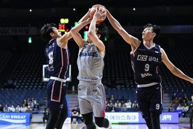 송교창의 가세로 높이와 스피드를 더한 KCC다. 사진=KBL 제공