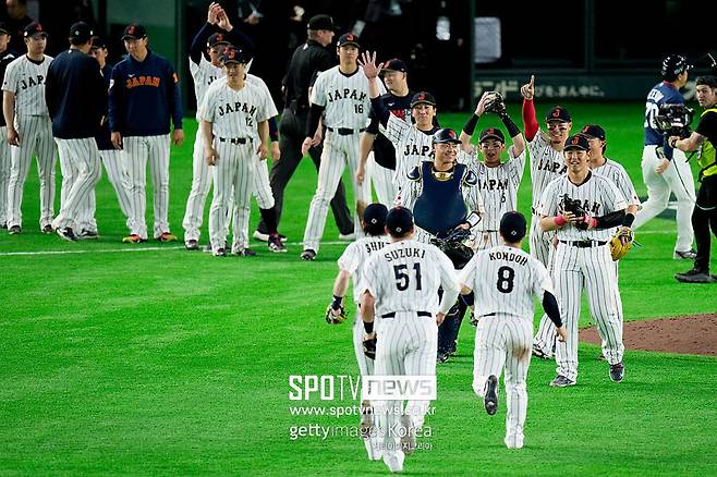 ▲ 경기에서 승리한 일본 선수단