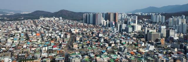 통개발 마스터플랜에 포함된 대구 수성구 범어2동과 만촌1·2동 전경. 김진홍 기자