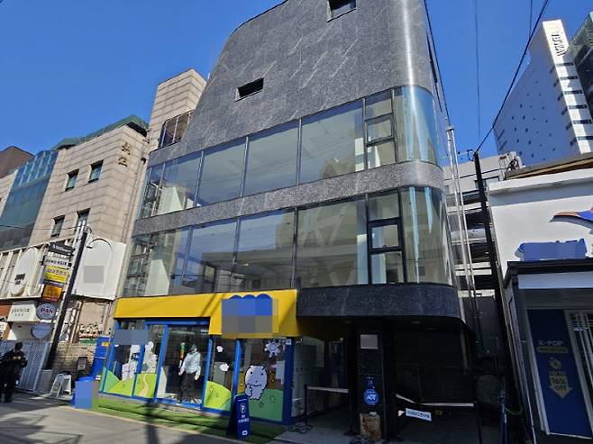 서울 강남구 신사동 가로수길의 한 공실 상가.(사진=김은경 기자)