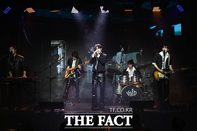 보이드는 11일 오후 6시 데뷔 미니앨범 '01'을 발매한다. /김성렬 기자